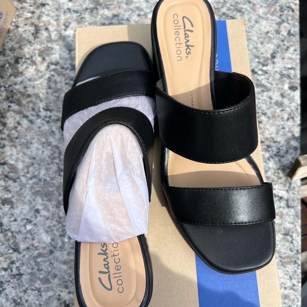 Clarks Collection Black Women's Sandals